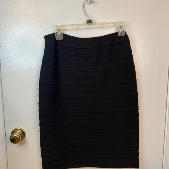 R&M Richards Black skirt - Picture 5 of 6